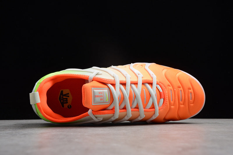 Air Vapormax Plus Reverse Sunset Barely Grey/Total Crimson Volt-White