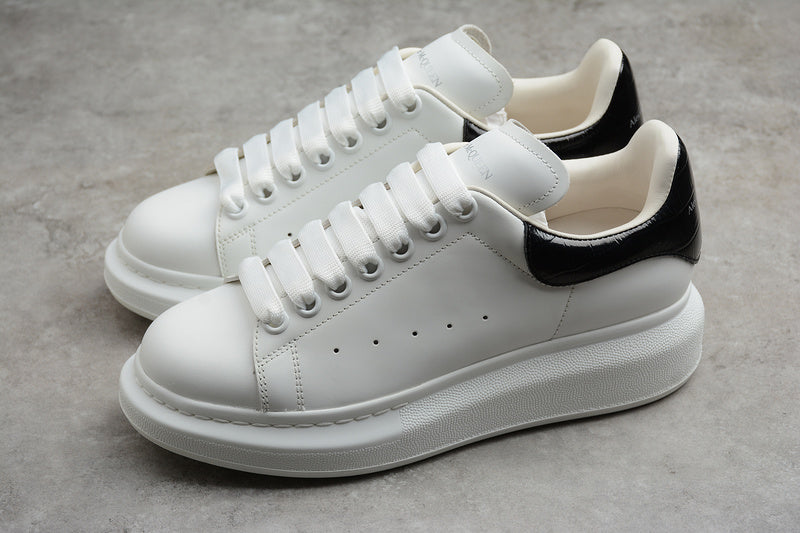 Alexander McQueen Oversized White-Gloss Black