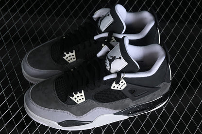 Air Jordan Retro 4 Fear Black/Cool Grey/Pure Platinum-White