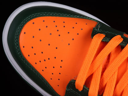 SB Dunk Low Miami Hurricanes