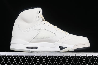 Air Jordan Retro 5 Sail White/Light Coconut/Black