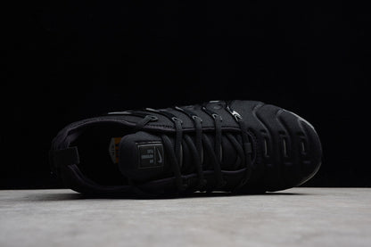 Air Vapormax Plus Black-Dark Grey