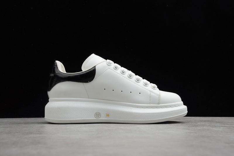 Alexander McQueen Oversized White-Gloss Black