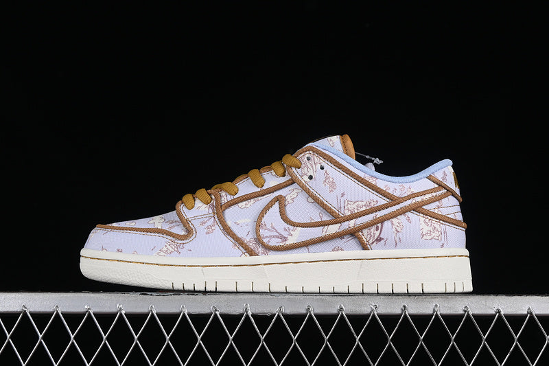 SB Dunk Low Premium Football Grey/Coconut-Khaki-Flat Gold-Sail