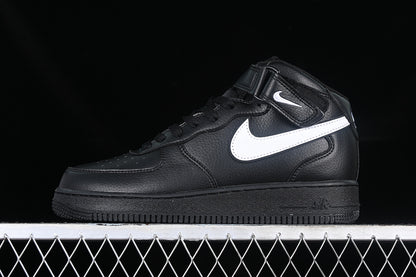 Air Force One Mid 07 Black-White