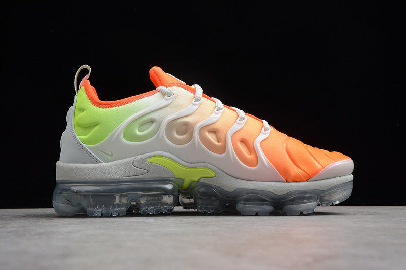 Air Vapormax Plus Reverse Sunset Barely Grey/Total Crimson Volt-White