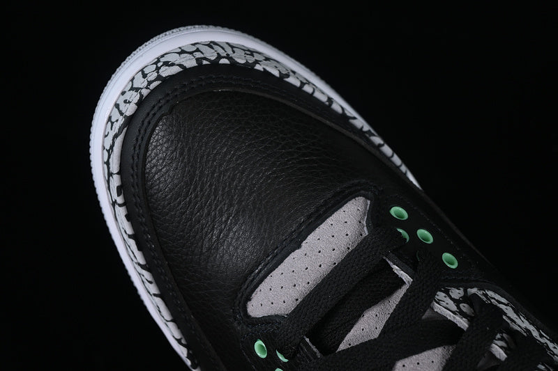 Air Jordan Retro 3 Black/Glow Wolf Grey-White