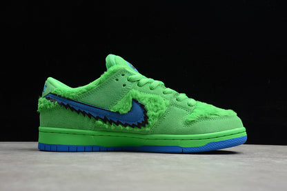 SB Dunk Low X Grateful Dead Green Bear/Blue-Green