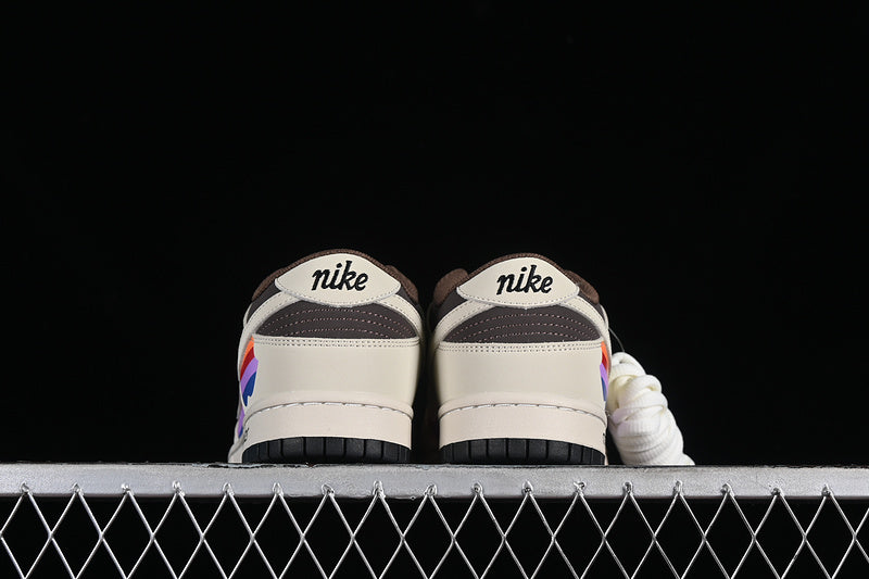 SB Dunk Low Apple Brown/Multi-Color-Black