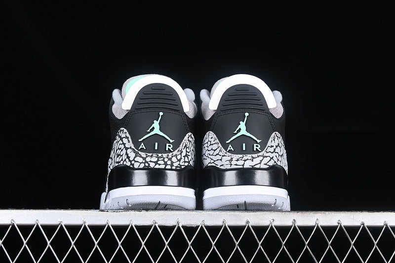 Air Jordan Retro 3 Black/Glow Wolf Grey-White