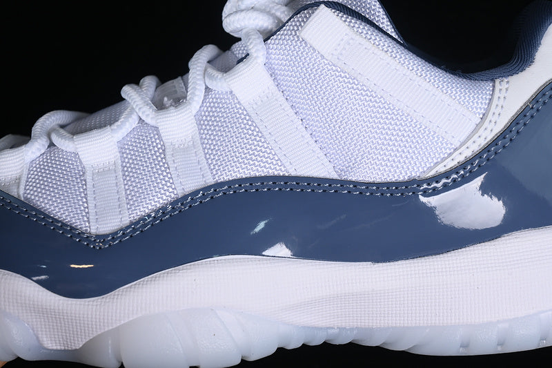 Air Jordan Retro 11 Low Diffused Blue/Midnight Navi-White