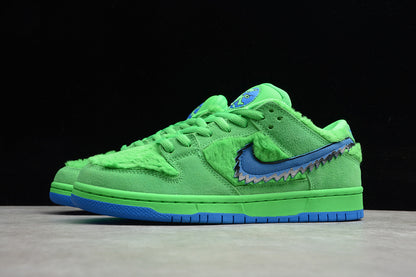 SB Dunk Low X Grateful Dead Green Bear/Blue-Green