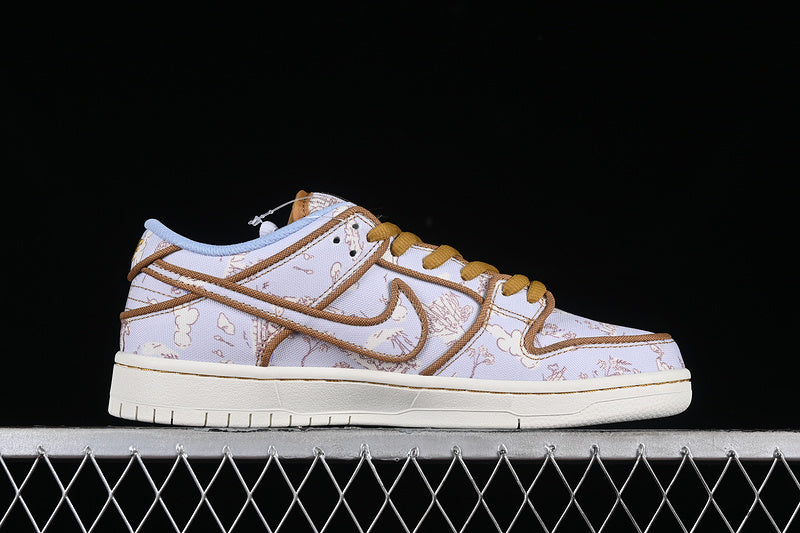 SB Dunk Low Premium Football Grey/Coconut-Khaki-Flat Gold-Sail