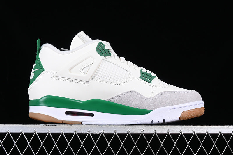 Air Jordan Retro 4 Nike SB Pine Green