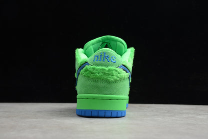 SB Dunk Low X Grateful Dead Green Bear/Blue-Green